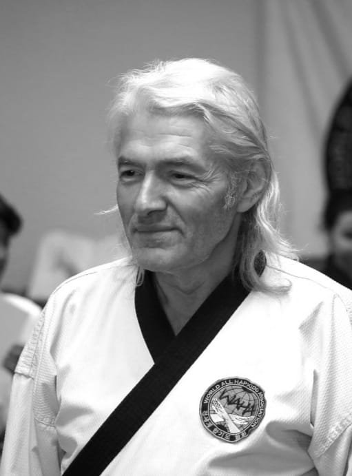 Şükrü Kınataş